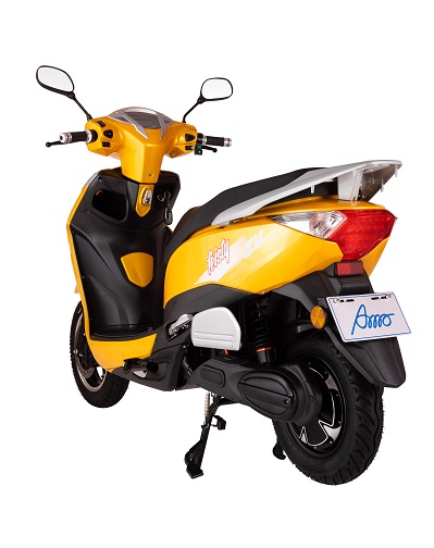 What is cost per km in electric scooter?